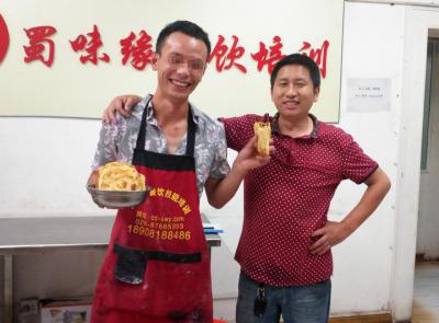 成都学习南充锅盔夹凉粉麻豆精品传媒国产观看哪里好？