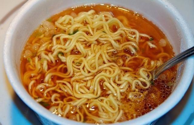 这四种早餐别再给孩子吃，特别是第二种