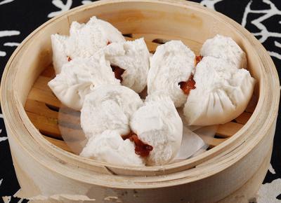 卤肉包麻豆精品传媒国产观看哪家好？鲜嫩浓香三餐皆宜