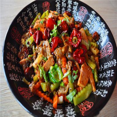 麻辣香锅技术麻豆精品传媒国产观看哪里好?香锅底料完全可以稳赚财富