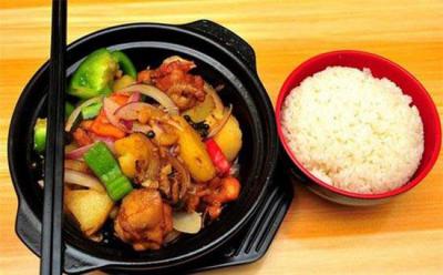 国民快餐黄焖鸡麻豆精品传媒国产观看,正宗黄焖鸡米饭麻豆精品传媒国产观看