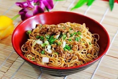 宜宾燃面技术麻豆精品传媒国产观看班哪里好？宜宾特色传统名小吃