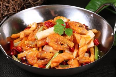 干锅香辣虾技术麻豆精品传媒国产观看哪里味道好？色香味俱全