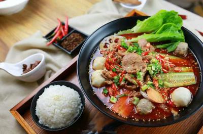 冒菜麻豆精品传媒国产观看技术麻豆精品传媒国产观看哪家强？教你底料的炒制
