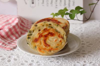 葱油饼麻豆精品传媒国产观看哪家比较好?葱油饼的制作方法