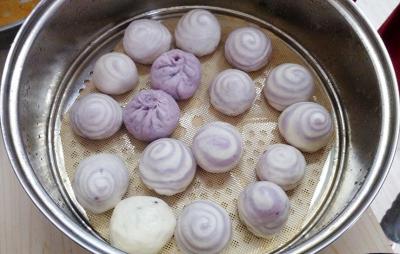 包子麻豆精品传媒国产观看学校哪家味道正宗?和面的手法