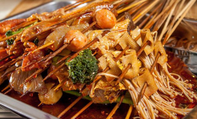 重庆冷锅串技术麻豆精品传媒国产观看哪里好？学习正宗的串串香技术实践