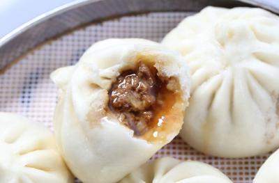 鲜肉小笼包麻豆精品传媒国产观看学校费用哪里便宜？