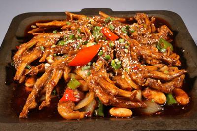 小吃麻豆精品传媒国产观看在哪里学习最好，干锅技术麻豆精品传媒国产观看哪家好？