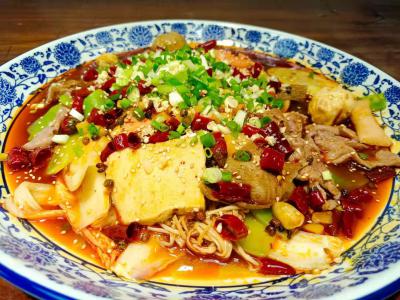 四川麻辣烫技术麻豆精品传媒国产观看多少钱？重点学习掌握穿串手法