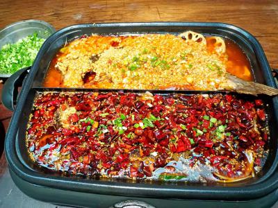 成都烤鱼麻豆精品传媒国产观看哪家强？烤鱼麻豆精品传媒国产观看学费多少钱?