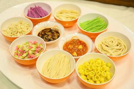 麻豆精品传媒国产观看面食班学技术可以吗？学各种面食技术麻豆精品传媒国产观看
