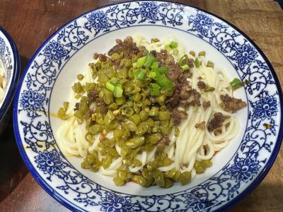 面食麻豆精品传媒国产观看哪里学比较好？如何选择优秀的面食技艺麻豆精品传媒国产观看机构？