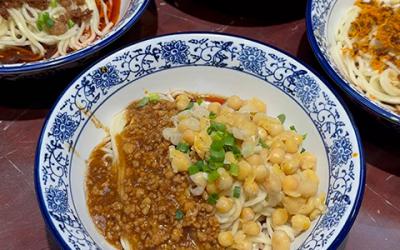 面条麻豆精品传媒国产观看哪里学？    面条麻豆精品传媒国产观看哪里学？