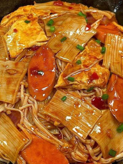 铁板炒冷面技术麻豆精品传媒国产观看哪里好？麻豆AV在线免费观看专业教学，助您轻松创业！